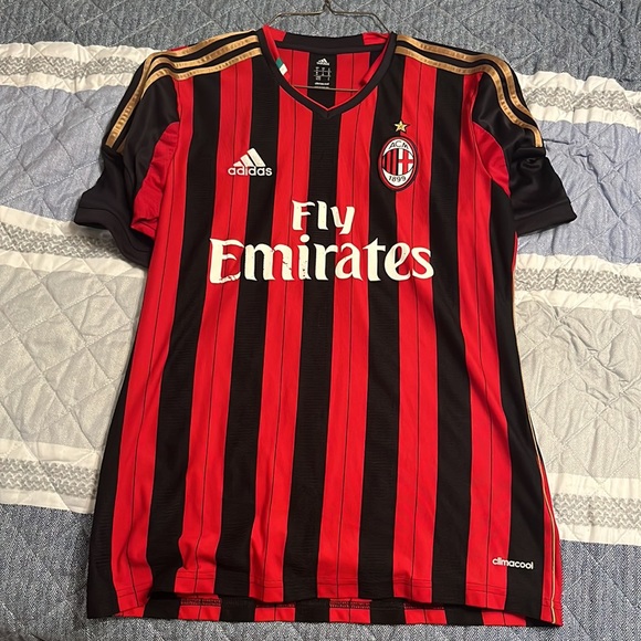 AC Milan jersey size medium - Picture 2 of 5